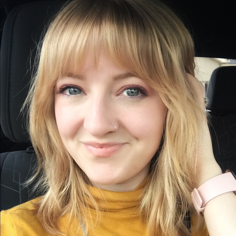Meet your Posher, Lauren